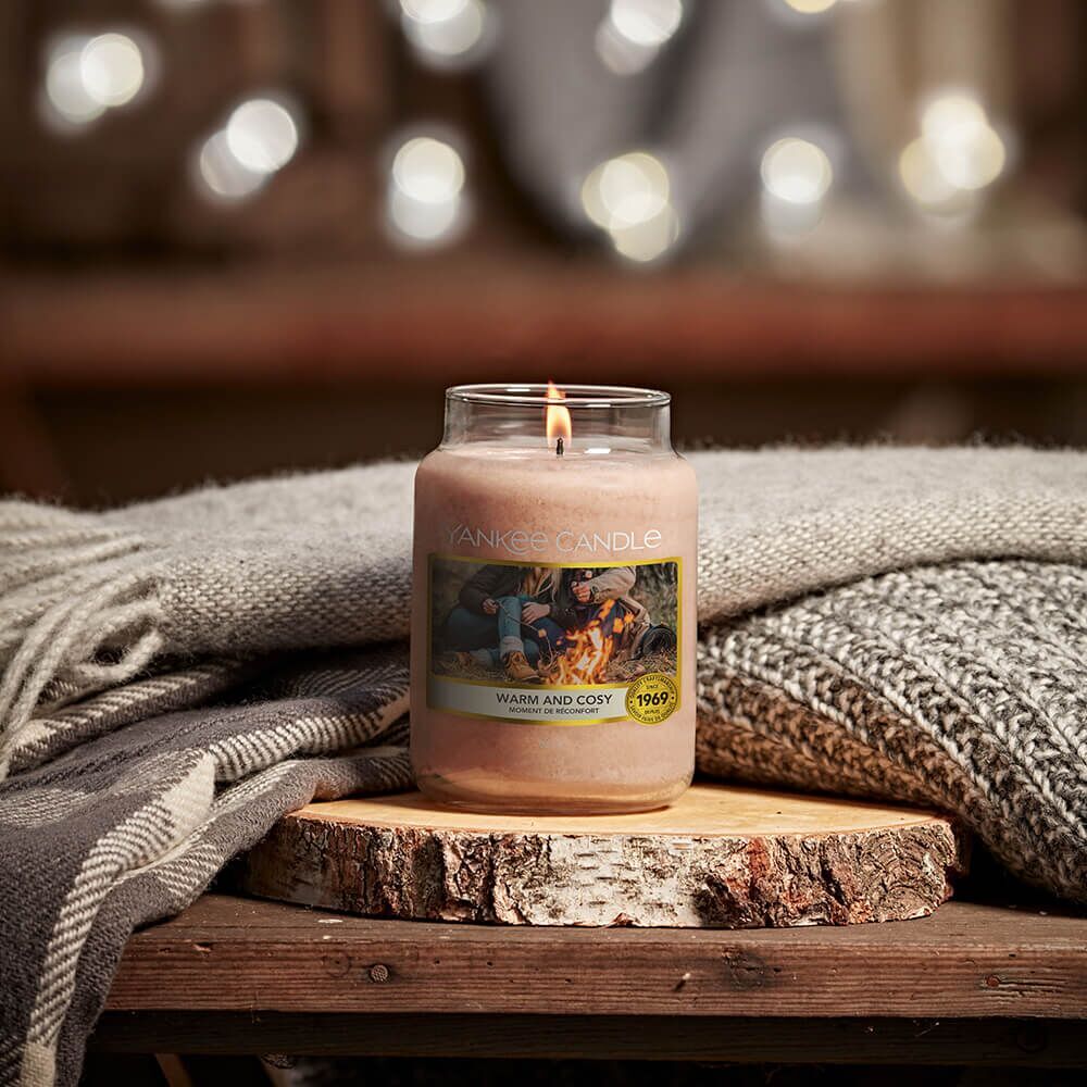 1629346E-Yankee-Candle-Campfire-Nights-Warm-Cosy Warm and Cozy 623g von Yankee Candle