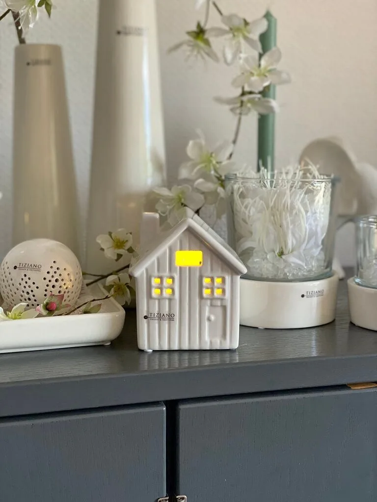 Lichthaus Partina breit 10cm LED cremeweiß Lichthaus Partina breit 10cm LED cremeweiß