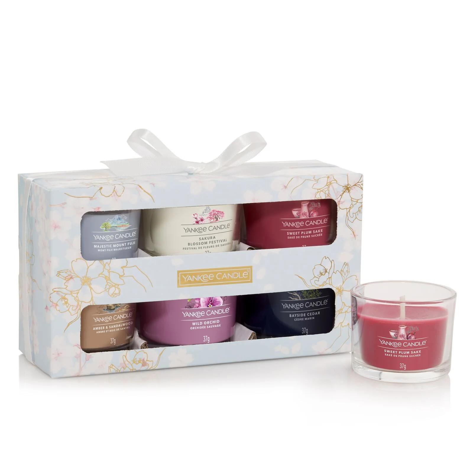 Filled-Votive-Giftset-x-6_Light-Blue_v2 6 Glasvotivkerzen à 37g Geschenkset Sakura Blossom Festival