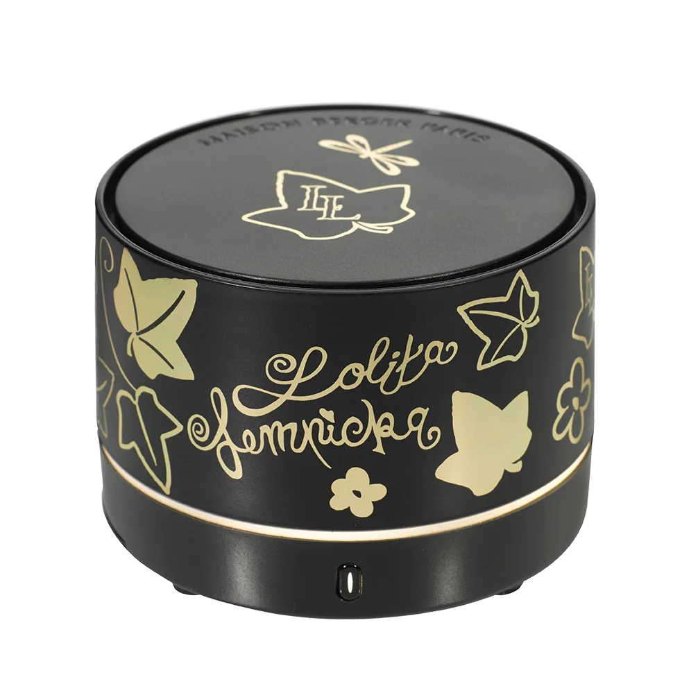 Lolita Lempicka Tragbarer Duftdiffuser Gesicht, Kopf, Person, Kosmetik