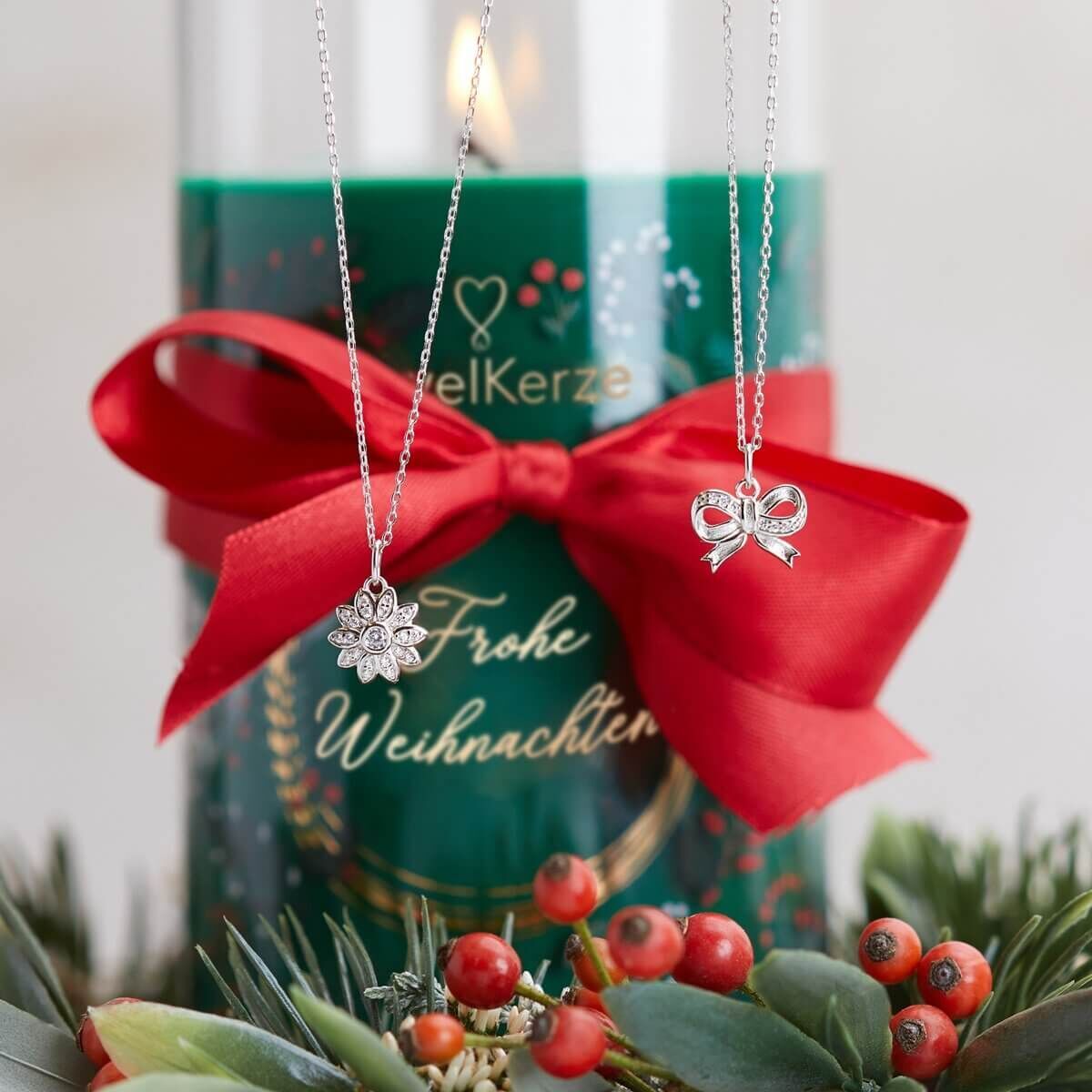 2f9c0a36d8a25320d78ade74fb204c7b87331cef_51655172799_15f69bdea5_o_96ac61b0-aee3-457d-bff6-914a18c504c6_2048x Frohe Weihnachten (Halskette) 400g