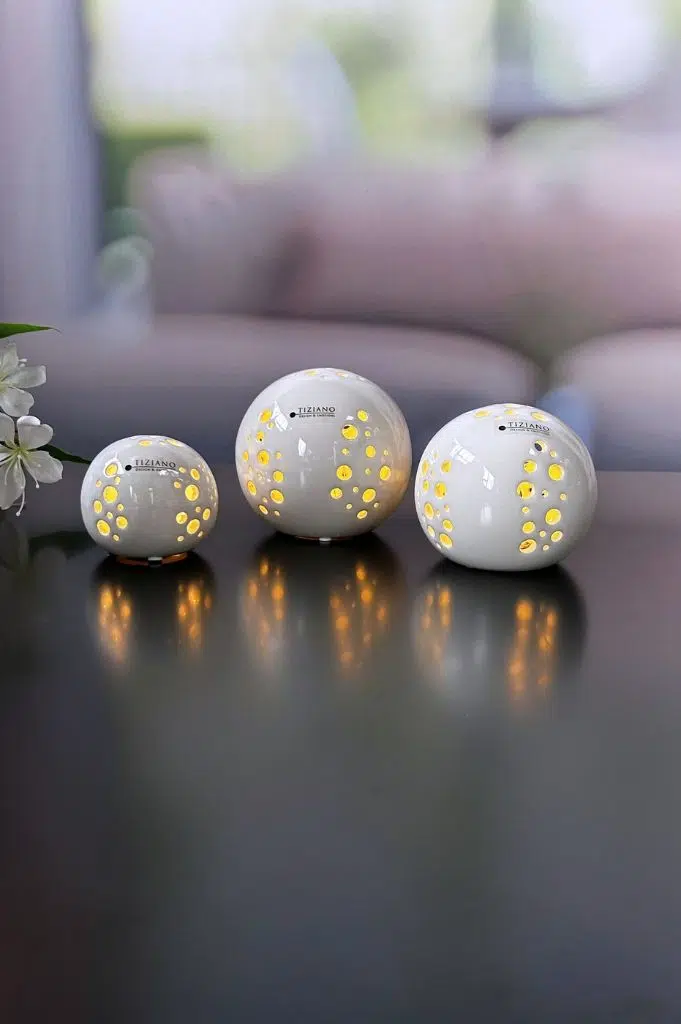 Lichtkugel Verona 8cm LED creme Lichtkugel Verona 8cm LED creme