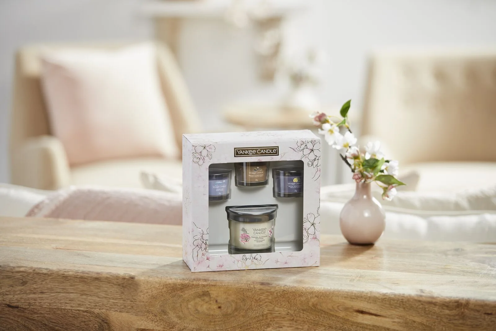 212031108_001 3 Glasvotivkerzen à 37g & kleiner Tumbler Geschenkset Sakura Blossom Festival