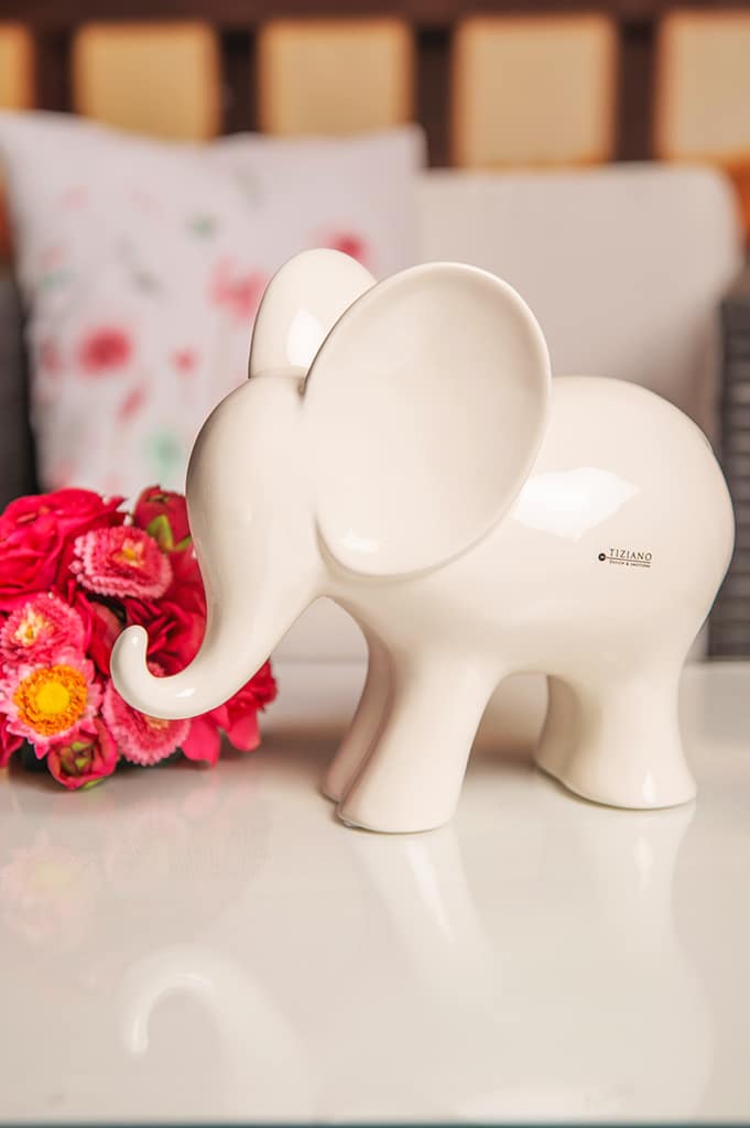 Elefant Leon stehend 19cm