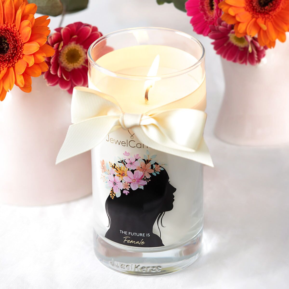 290638d53b1c26b14a358dc9856581dd26294017_The_Future_is_Female_GP_7 The Future Is Female (Armband) 400g