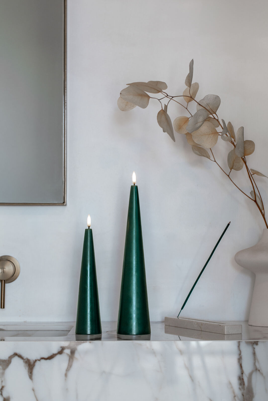 Uyuni-UL-CO-PG06021-UL-CO-PG07030-Cone-Candles-1-medium Uyuni LED Cone Candle 21,5cm Pine Green
