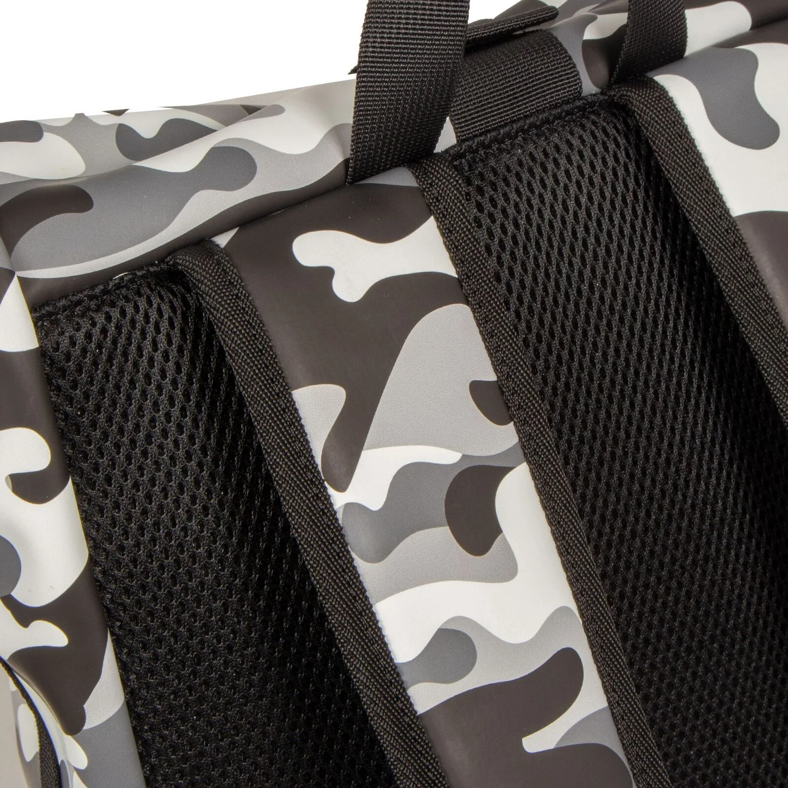 08n1JIcY Mart - New York Rolltop Rucksack weiß/schwarz camo