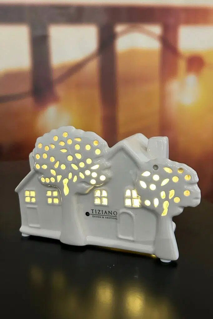 Doppelhaus Civorio mit Baum Vita 15cm LED cremeweiß