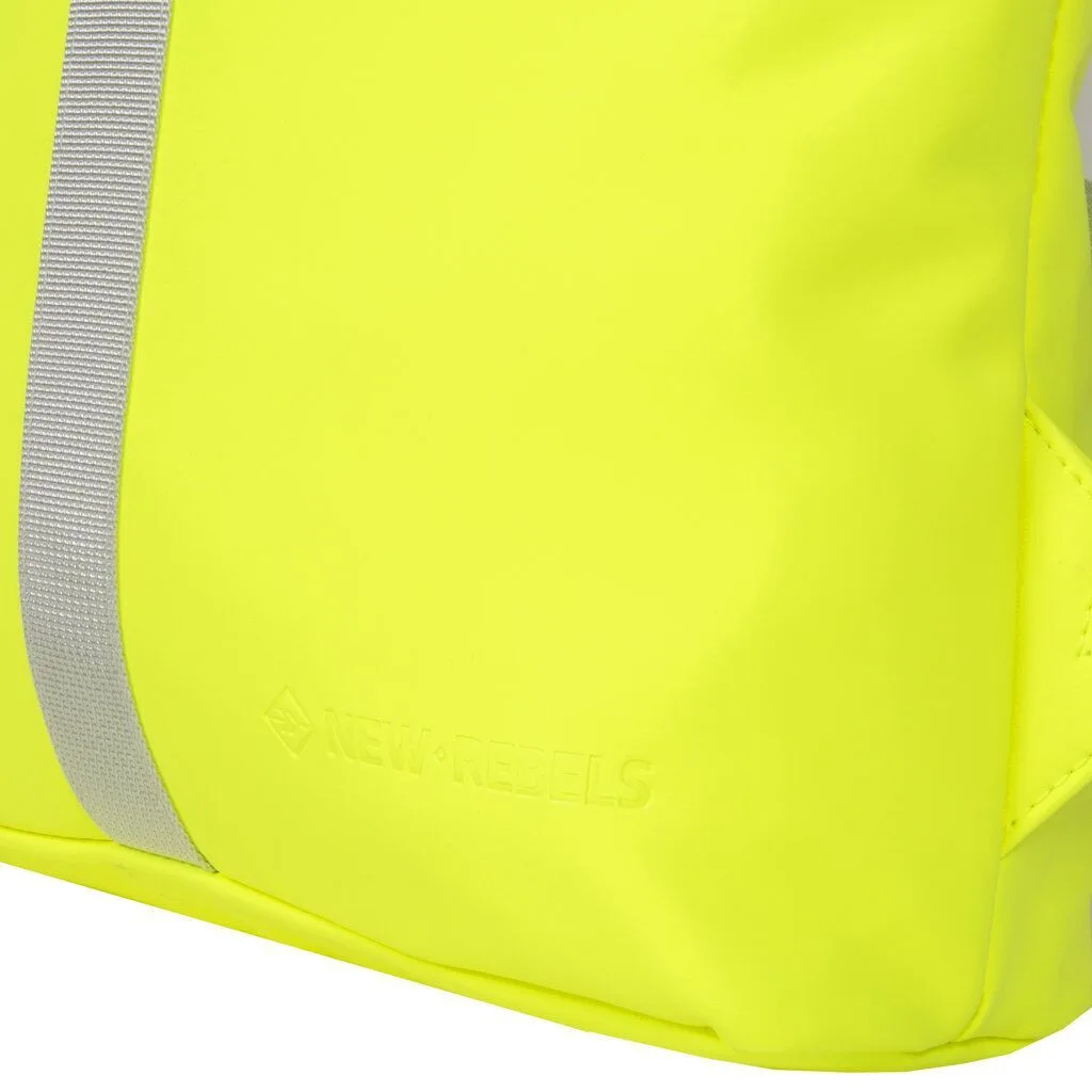 new-rebels-mart-rolltop-rucksack-gelb-neon-small-6 Mart - Los Angeles Rolltop Mini Rucksack neon gelb
