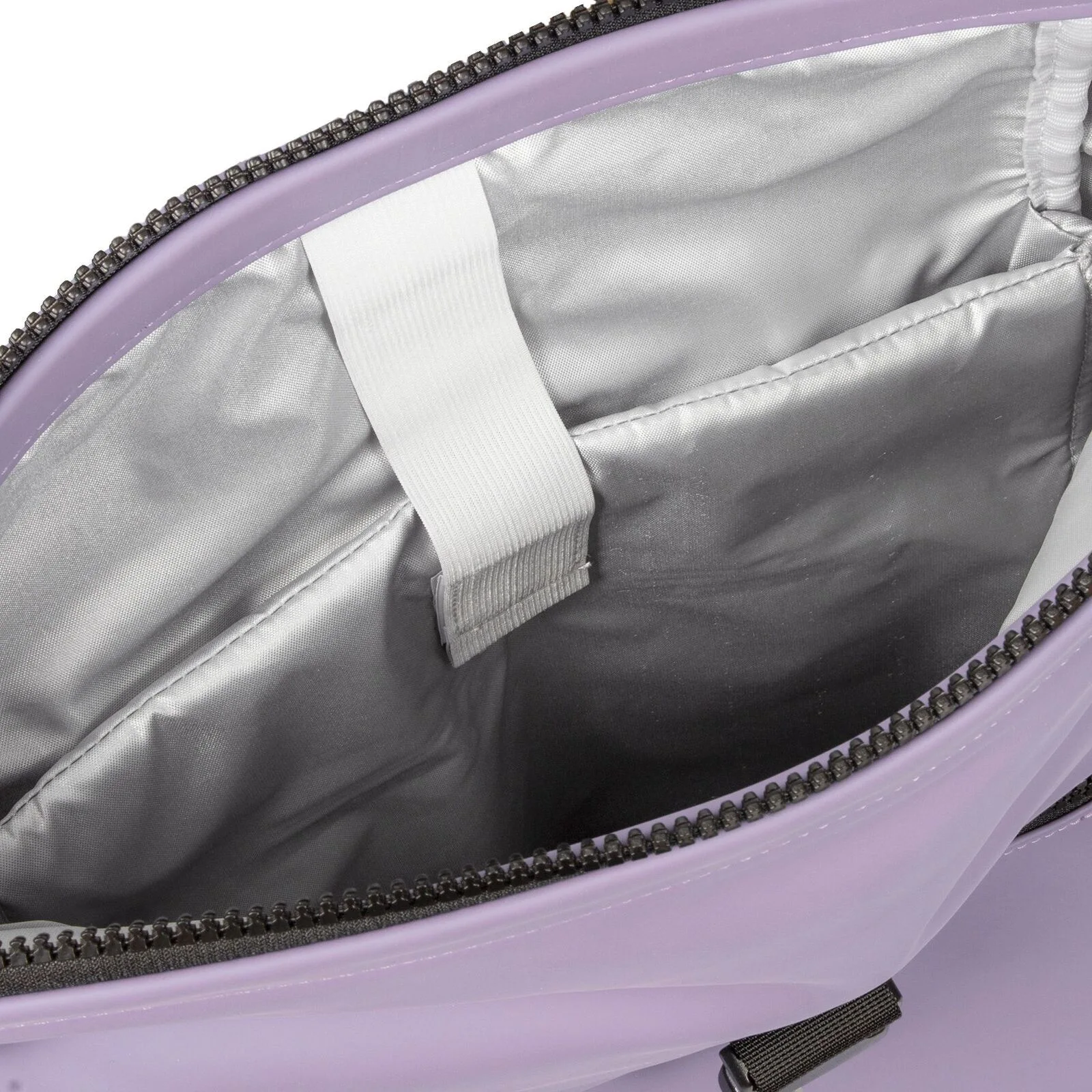 q2Q6TO8s Mart - New York Rolltop Rucksack lila