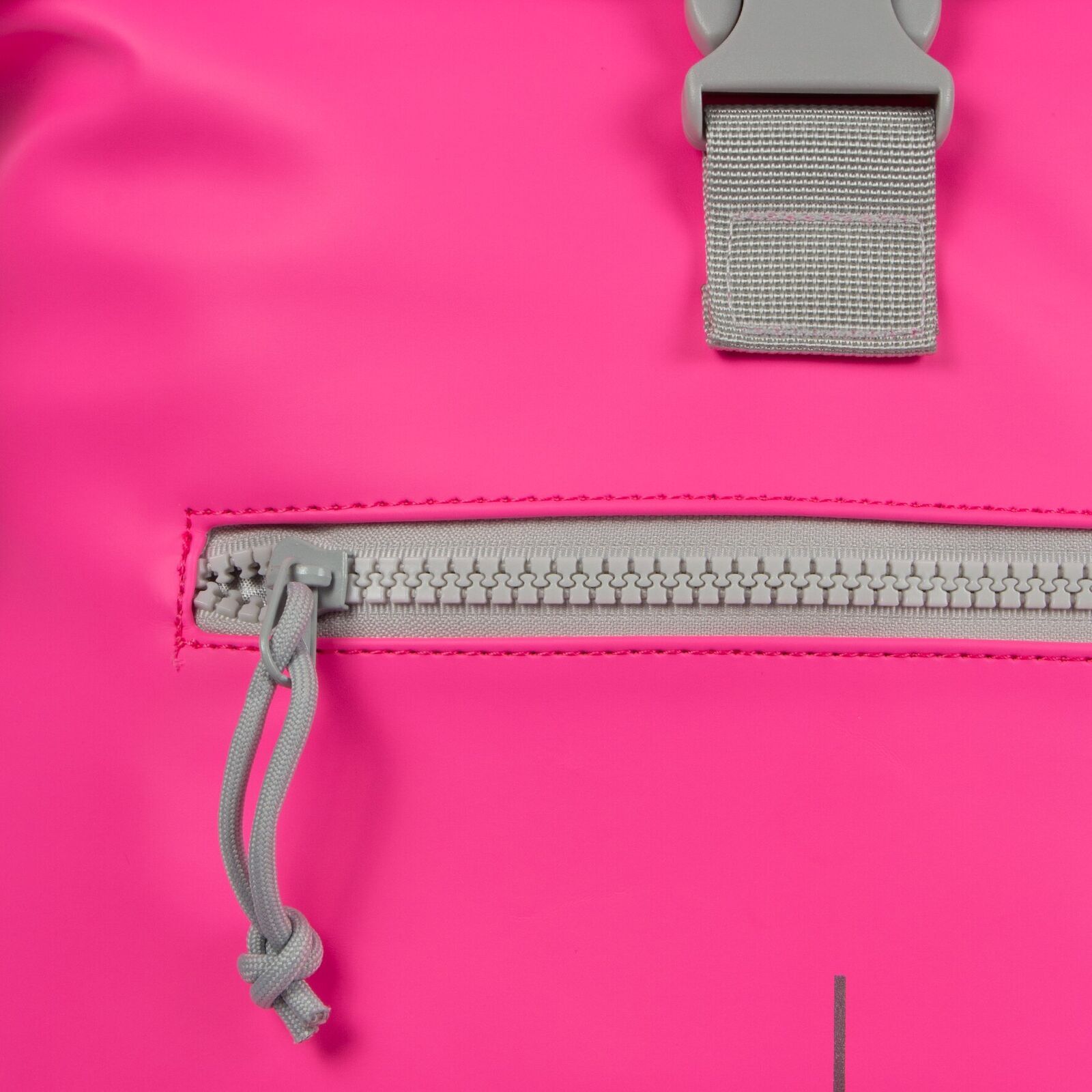 SeDEhIHE Mart - New York Rolltop Rucksack neon pink