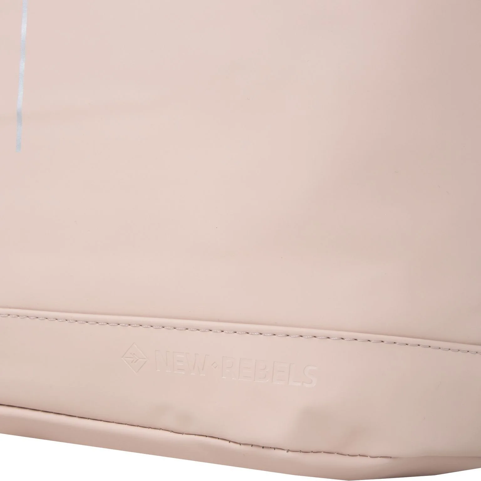 SXhuZngU Mart - New York Rolltop Rucksack hellrosa