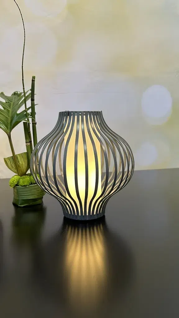 Lampe Atrani LED Metall grau gewölbt