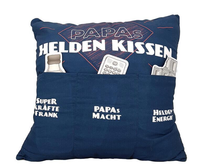 8843 Sofahelden Papas Heldenkissen mit 3 Einstecktaschen