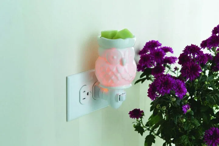 owlst1 White Owl Duftlampe für die Steckdose