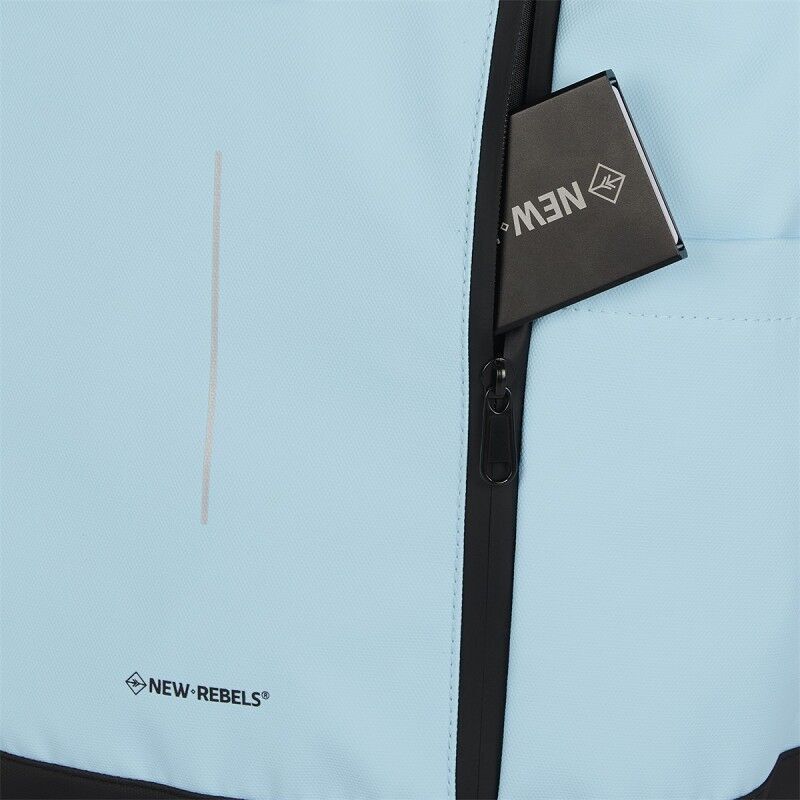 EEDCFFD0AB4B80004F0A22AFA5C34AE93B3D0CEC Taunton - Arcadia Rolltop Rucksack 18L aqua