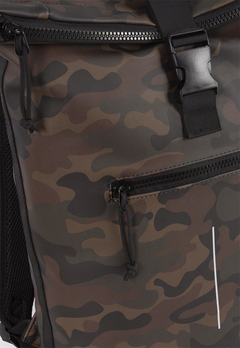 DF941FA974BD931AE73DA3FD20E24ECB4A24FC17 Mart - New York Rolltop Rucksack grün camouflage