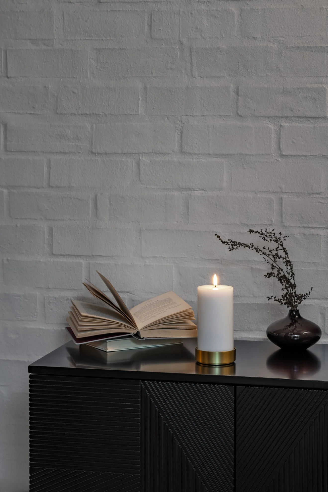 Uyuni Stumpenkerzenhalter Light matte brass