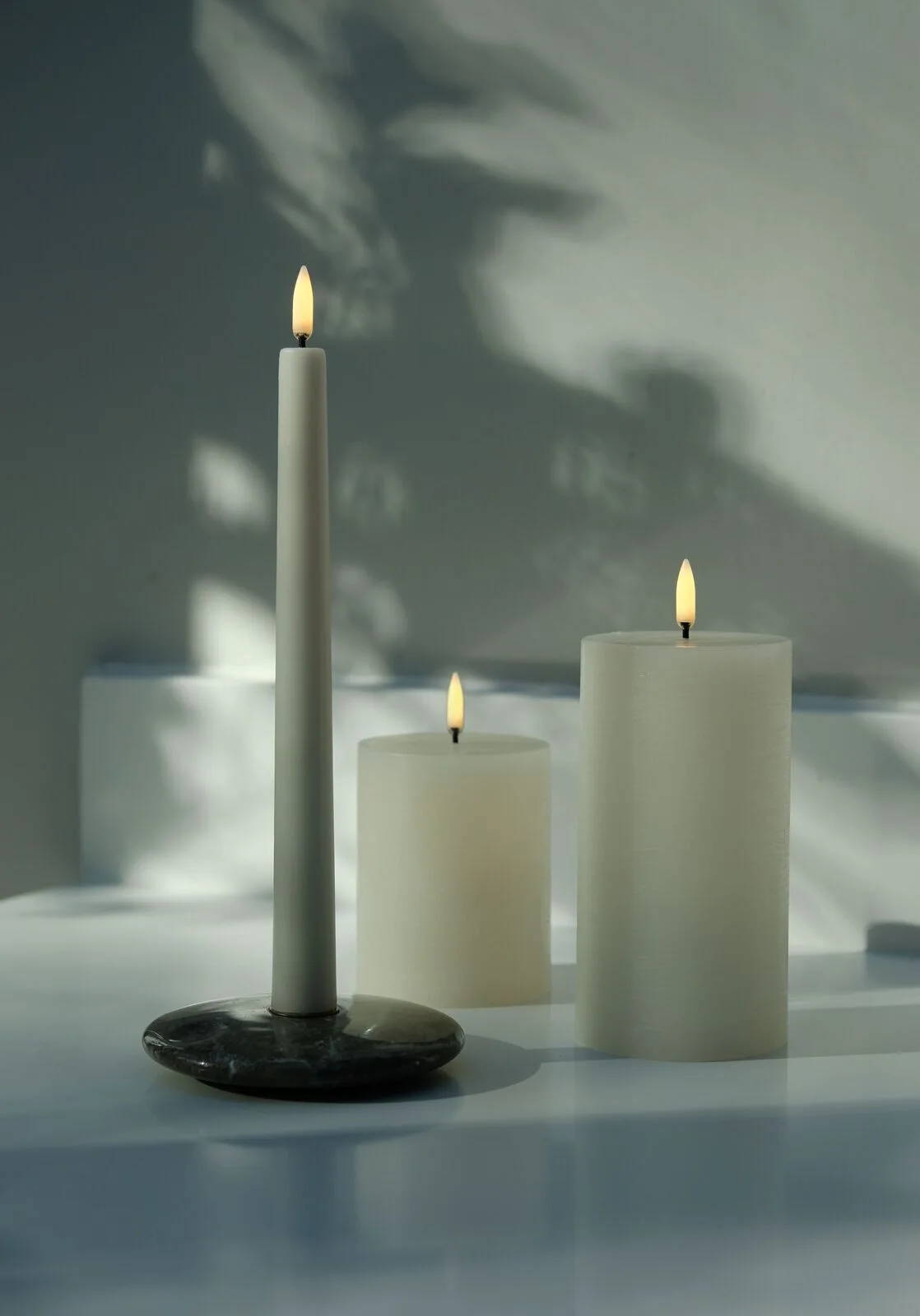 Vanilla-Taper-and-Pillar-candles-with-a-chamber