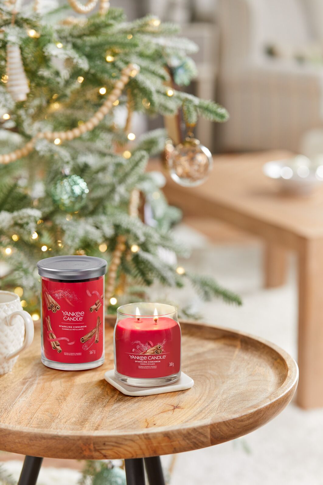 Sparkling-Cinnamon_Medium-Large-tumbler Sparkling Cinnamon Signature Medium Jar 368g 2-Docht