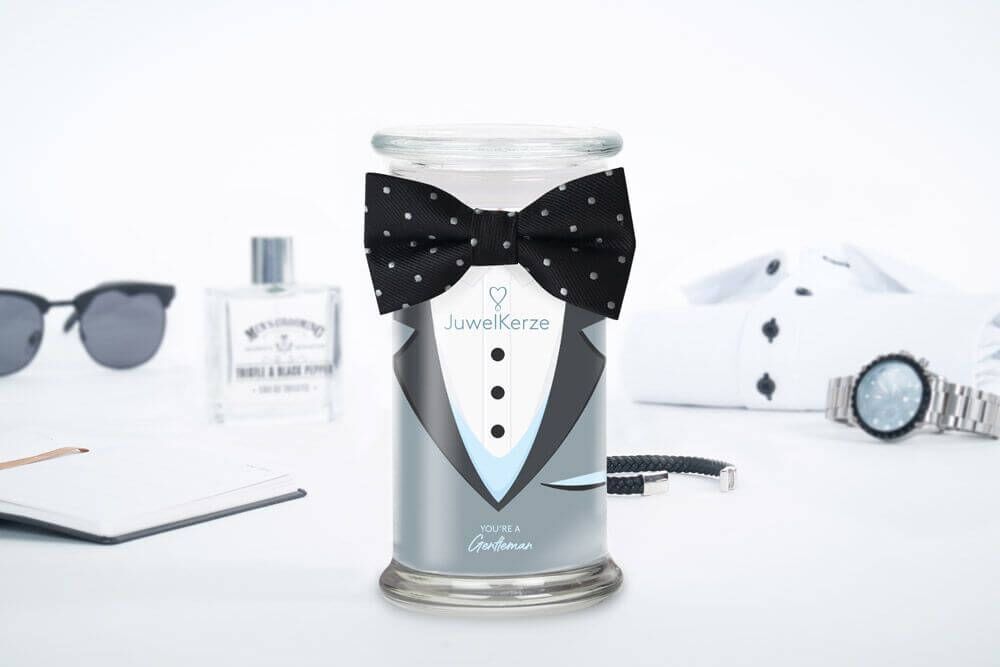 You-Are-a-Gentleman-duftkerze-mit-schmuck-juwelkerze-product-picture You are a Gentleman (Armband) 400g