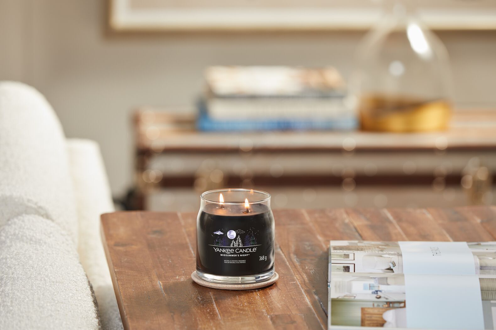 Midsummers_Night_Medium_2-1-_1 Midsummers Night Signature Medium Jar 368g 2-Docht