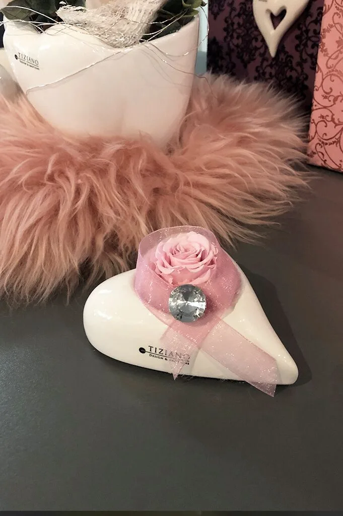 teelicht-belvina-dekoriert Teelichthalter Herz Belvina flach weiß creme