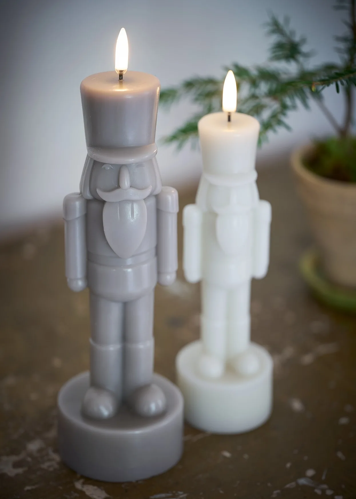 Uyuni LED Kerze Nutcracker sandstone 7x21cm Uyuni LED Kerze Nutcracker sandstone 7x21cm