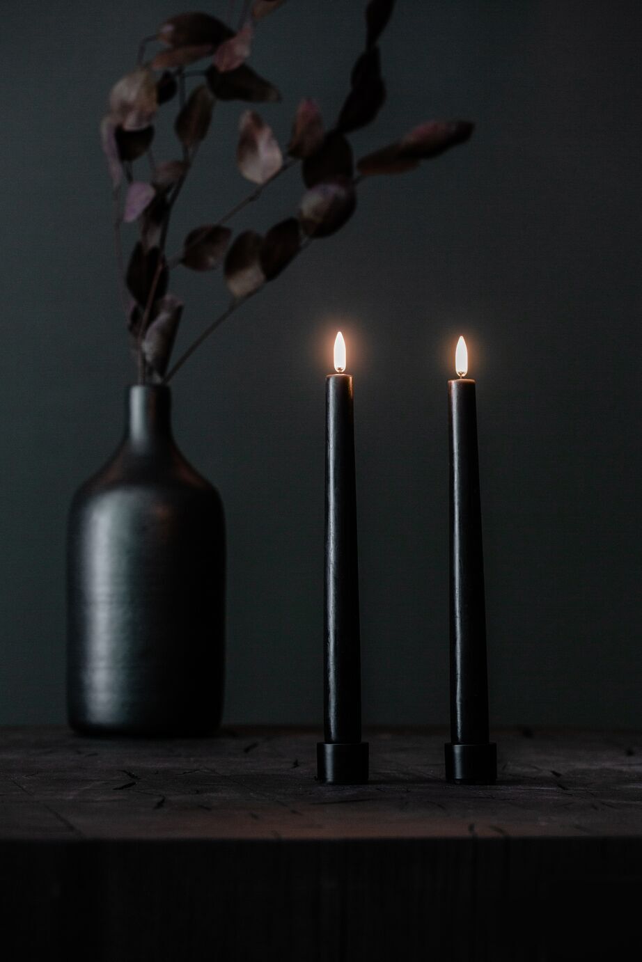 Uyuni-UL-PI-PB02325-2-Coloured-Taper-Candles-4 Uyuni LED Tafelkerze 15cm Plain Black 2 Stück