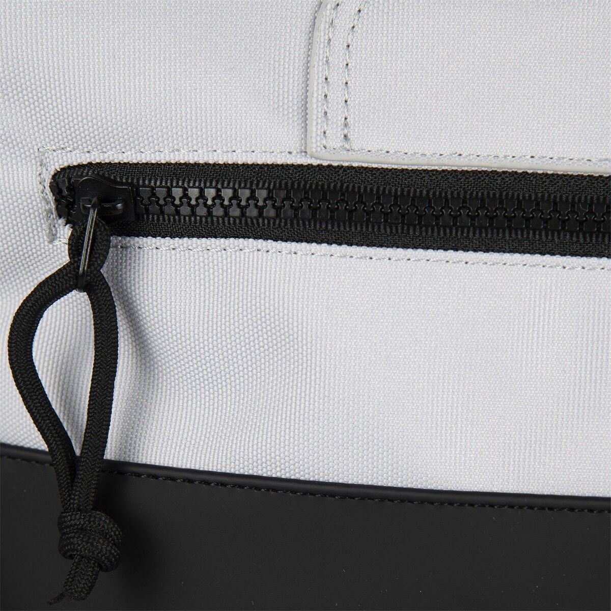 74B12A5E8ADC8E791096377FECAB2E290BE5F393 Backham - Los Angeles Rolltop Mini Rucksack hellgrau