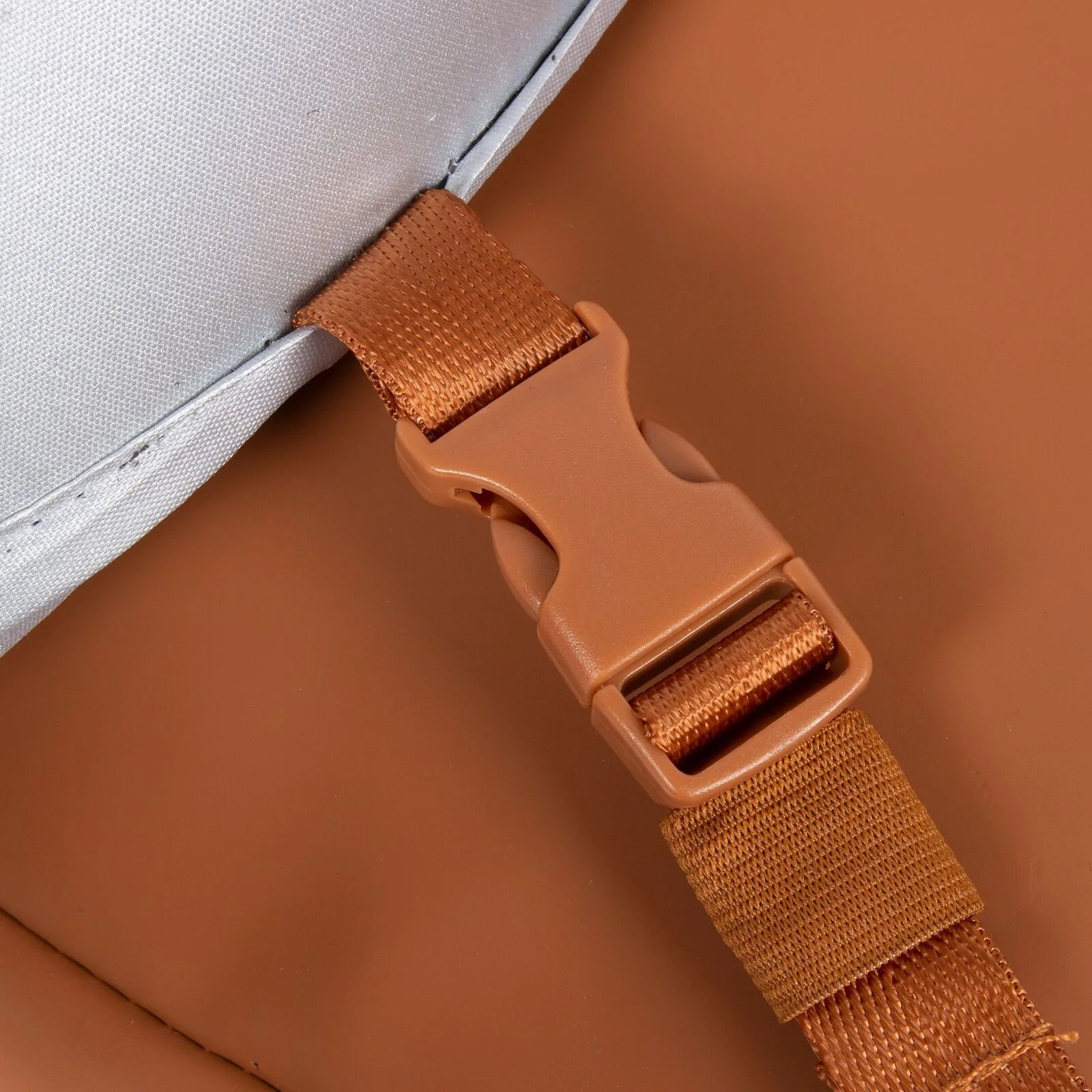 peRjlD8s William - Harrisburg Laptop Tasche cognac