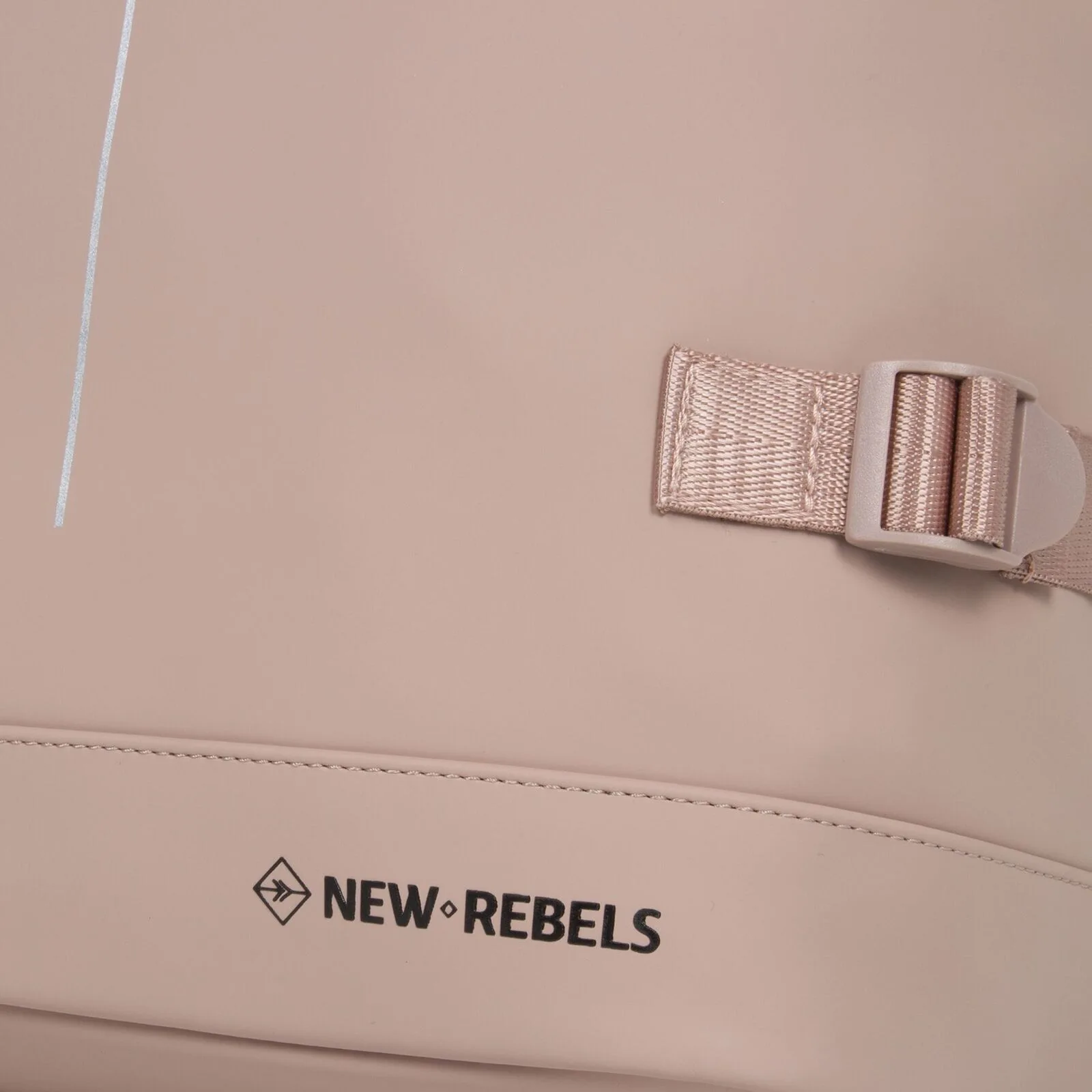 1GfiBpkU William - Riverside Rolltop Rucksack altrosa