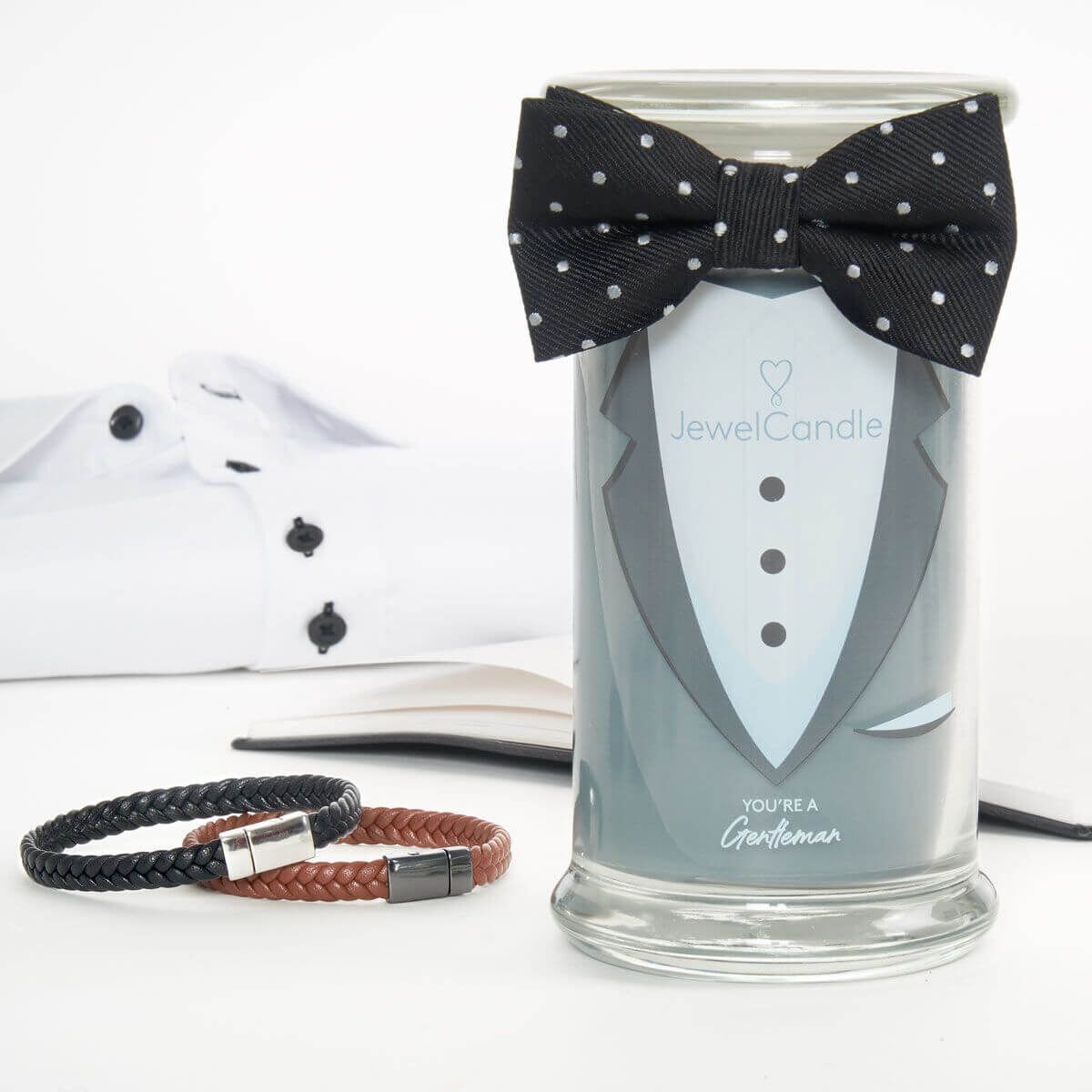 you-are-a-gentleman-duftkerze-mit-schmuck-juwelkerze-gallery-1 You are a Gentleman (Armband) 400g von Juwel Kerze