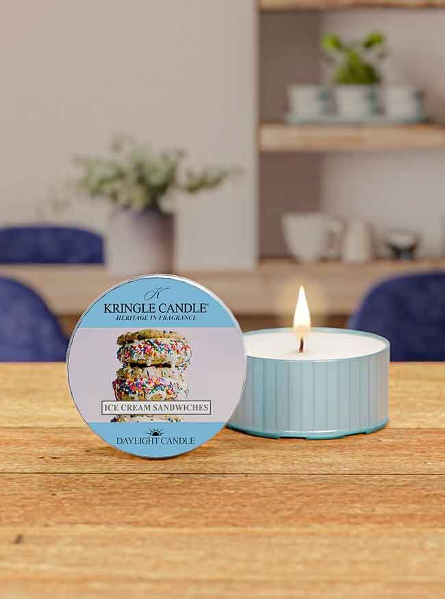 650x875px__lifestyle_dl_ice_cream_sandwiches_650x Ice Cream Sandwiches Daylight 42g