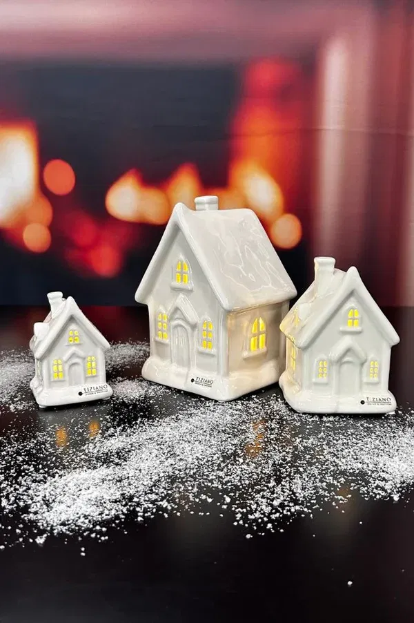 Lichthaus Cascata mit Schnee 10cm LED cremeweiß