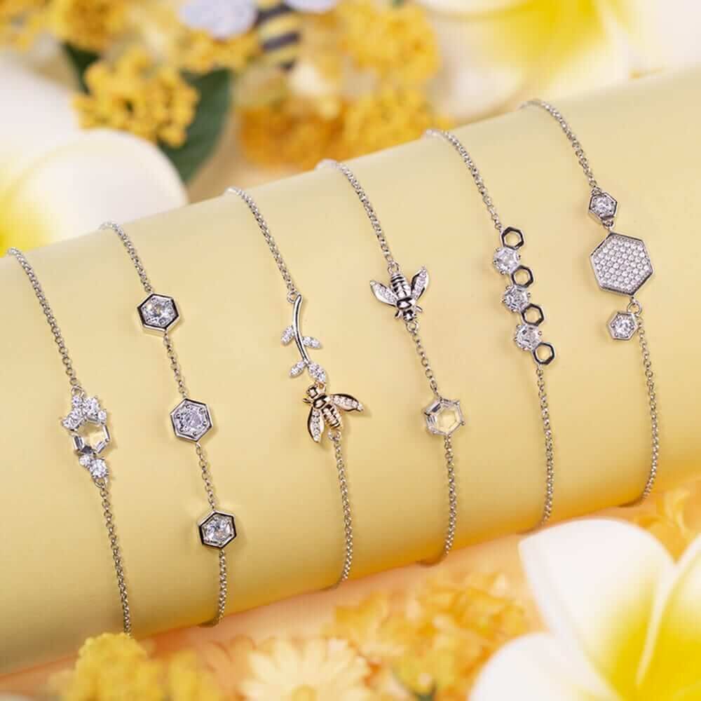 Honeybee-Badebombe-Armband-925er-Silber-Detail-2 Honey Bee Badebombe (Armband)