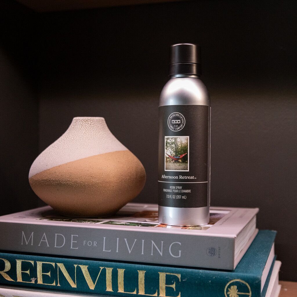 Afternoon Retreat New Room Spray Buch, Veröffentlichung, Flasche, Kosmetik, Parfüm