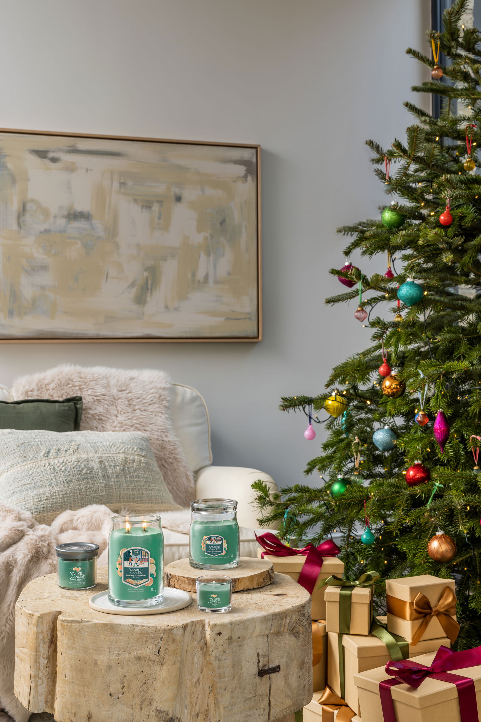 Holiday Winterfest Signature Medium Jar 368g 2-Docht