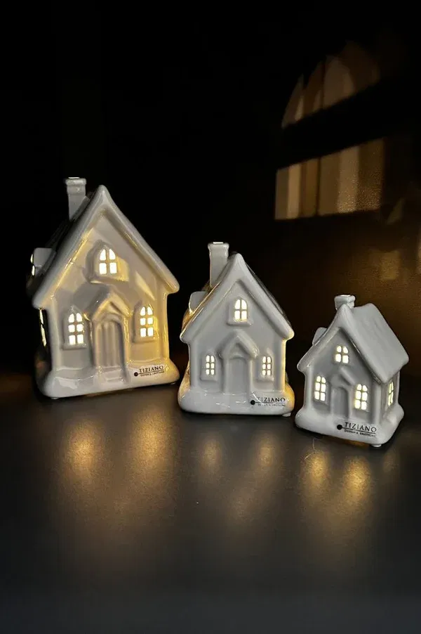 Lichthaus Cascata mit Schnee 10cm LED cremeweiß