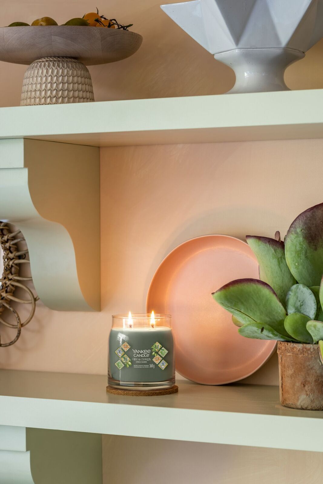 Olive & Cypress Signature Medium Jar 368g 2-Docht Olive & Cypress Signature Medium Jar 368g 2-Docht