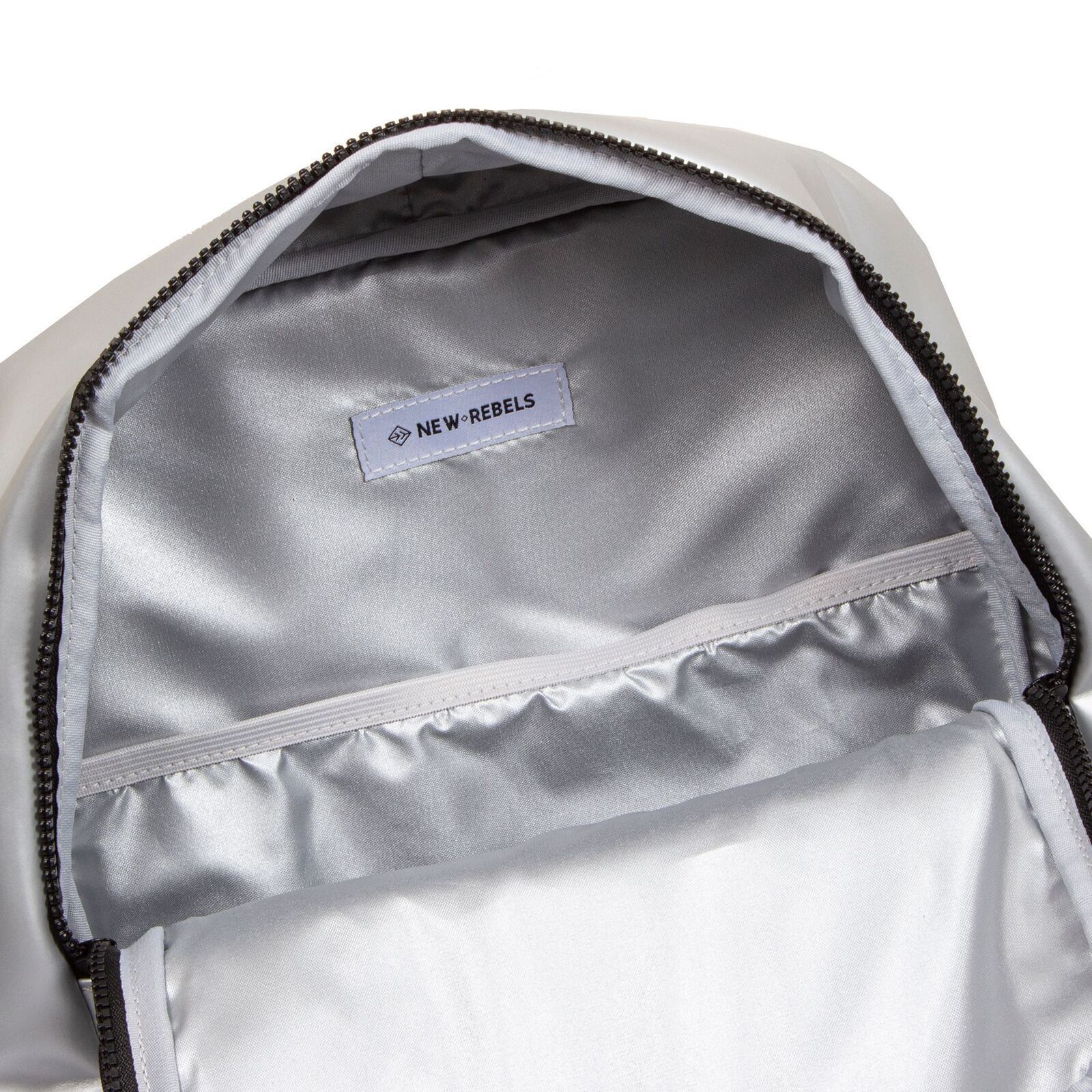 UZToCXtk Mart - Chicago Rucksack silber metallic