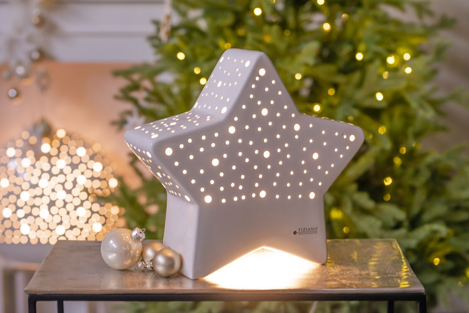 _DSC4460 Lampe Cometa 31cm LED cremeweiß