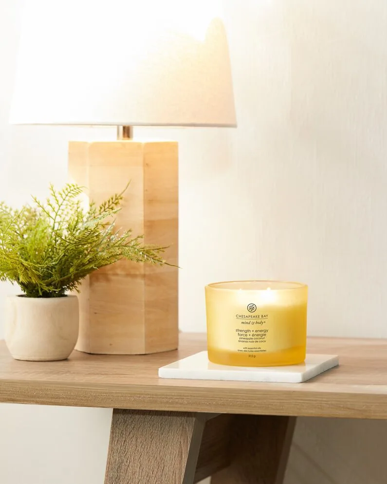 2222410660_022_EMEA Strength + Energy 312g 3-Docht