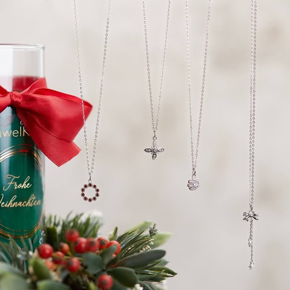 02290acc68c8d8ab8cd3dff09425ff808dc1e670_51654499341_e08044cdfe_o_f00abc89-b61a-4547-b4ab-69f0e4519e8b_2048x Frohe Weihnachten (Halskette) 400g