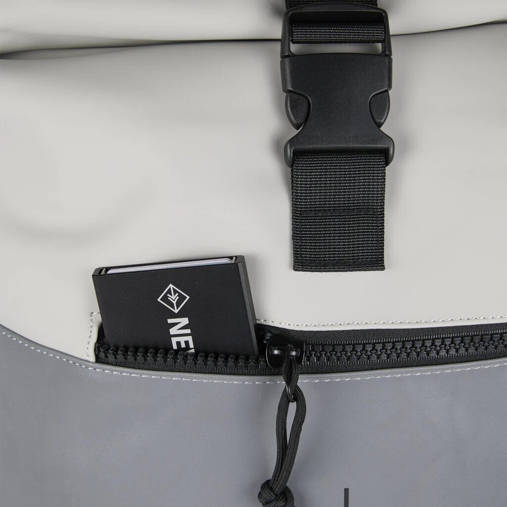Bowie - New York Rolltop Rucksack hellgrau