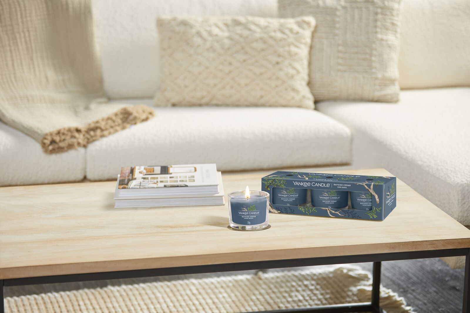 filled-votives_Set-2_Bayside-Cedar Bayside Cedar 37g Glasvotivkerze 3er Pack