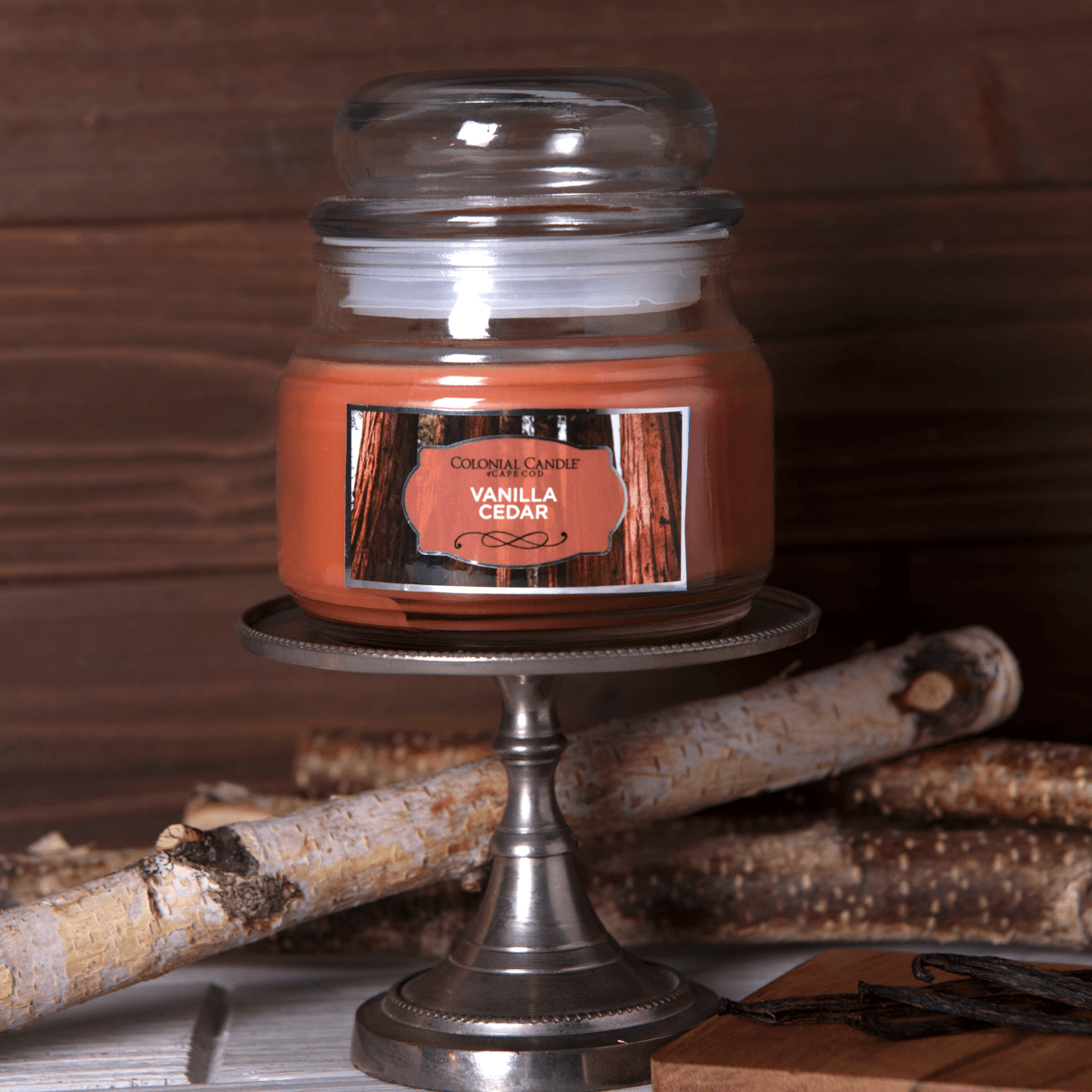 CC127550_Lifestyle Duftkerze Vanilla Cedar Terrace - 255g