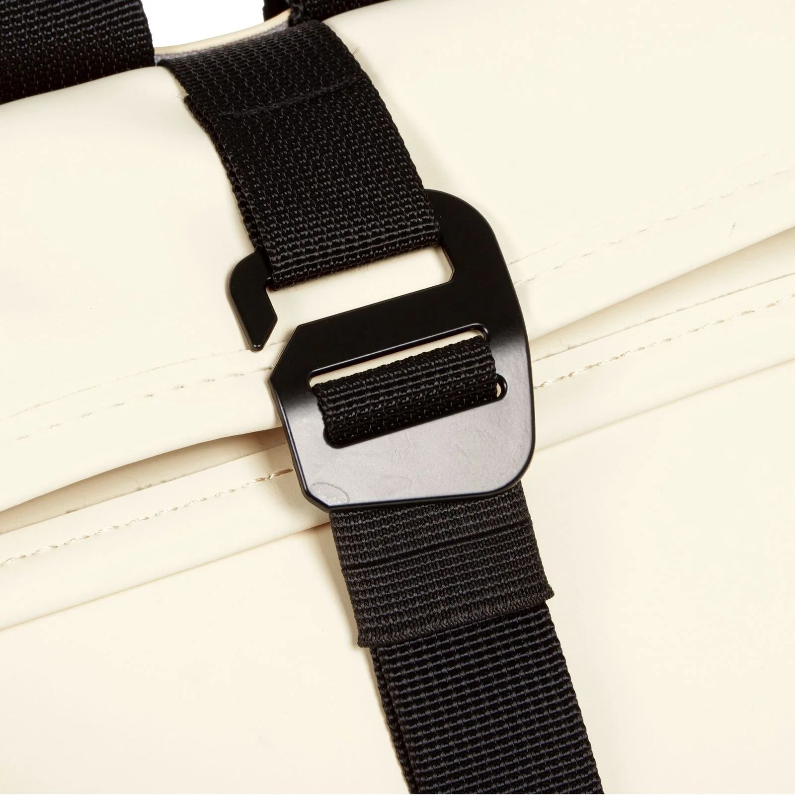 pCvJSkqg Mart - Los Angeles Rolltop Mini Rucksack weiß