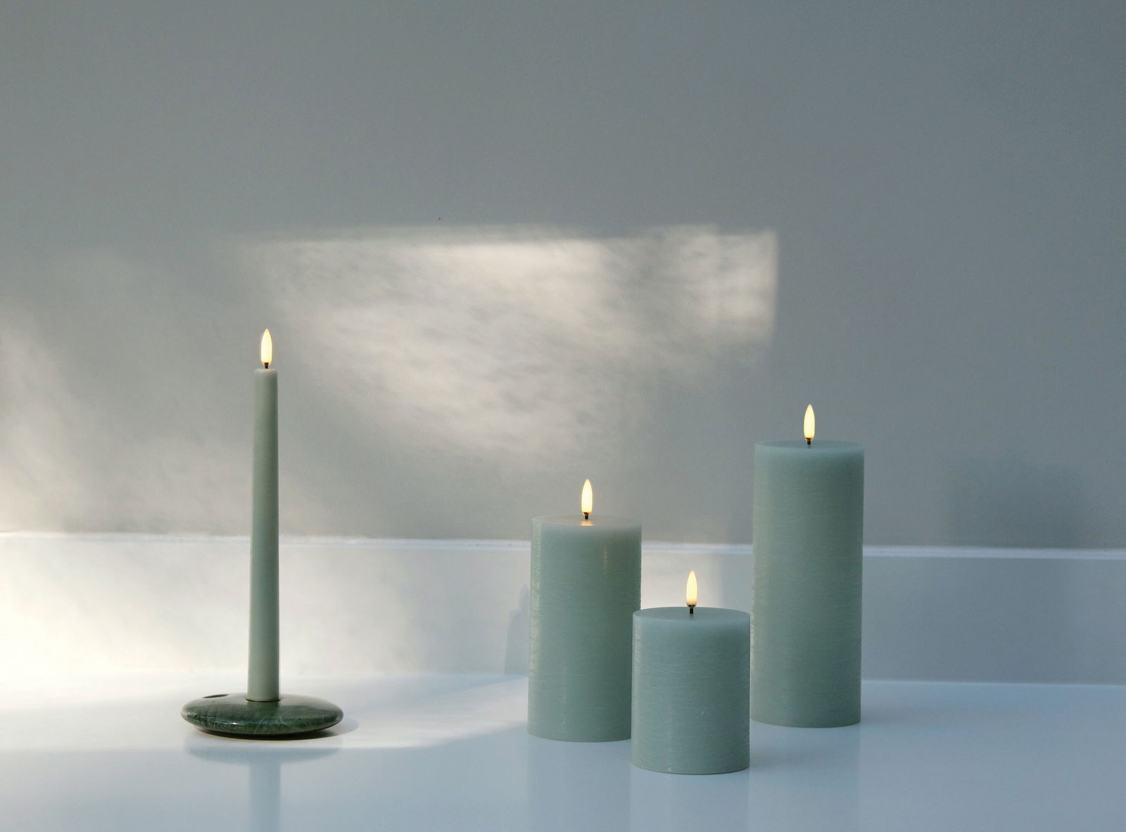 Uyuni LED Tafelkerze 25cm Dusty Green 2 Stück