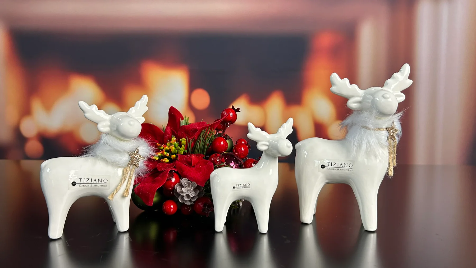 Deko Rentier Lars stehend 15cm cremeweiß Deko Rentier Lars stehend 15cm cremeweiß